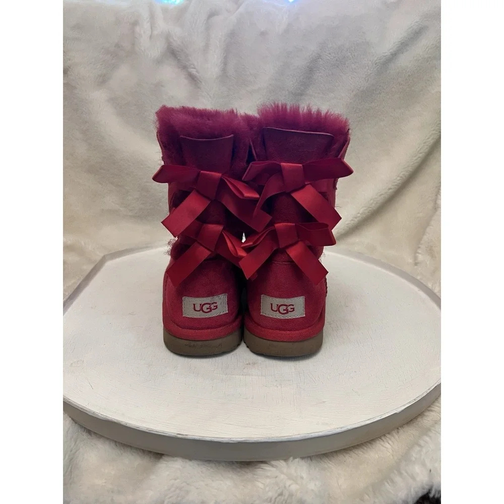 UGG Fuchsia pink Bailey Bows Boot Sz 4 Colorblock Suede Sheepskin Lined Boho
